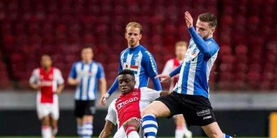 发起冲击 发起冲击