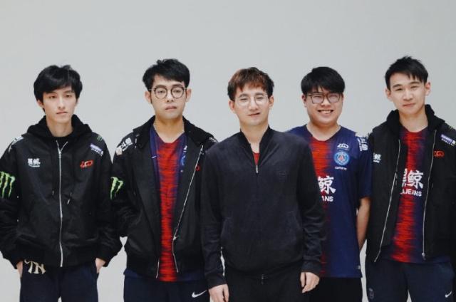 亚细安足球 亚细安足球