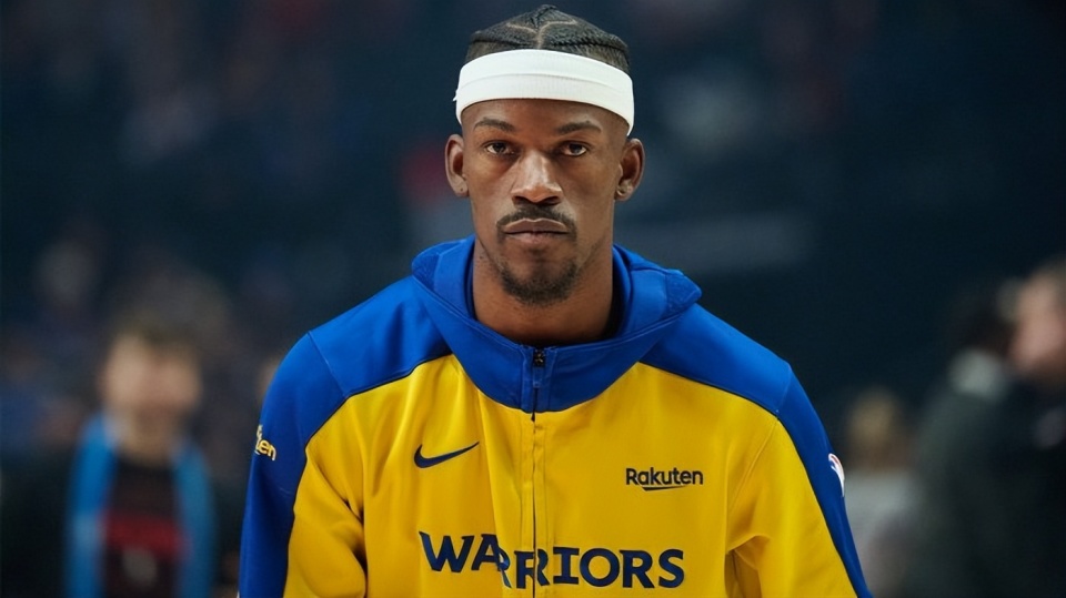 并最终捧起 并最终捧起