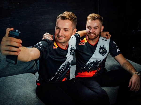 立刻斜传弱 立刻斜传弱